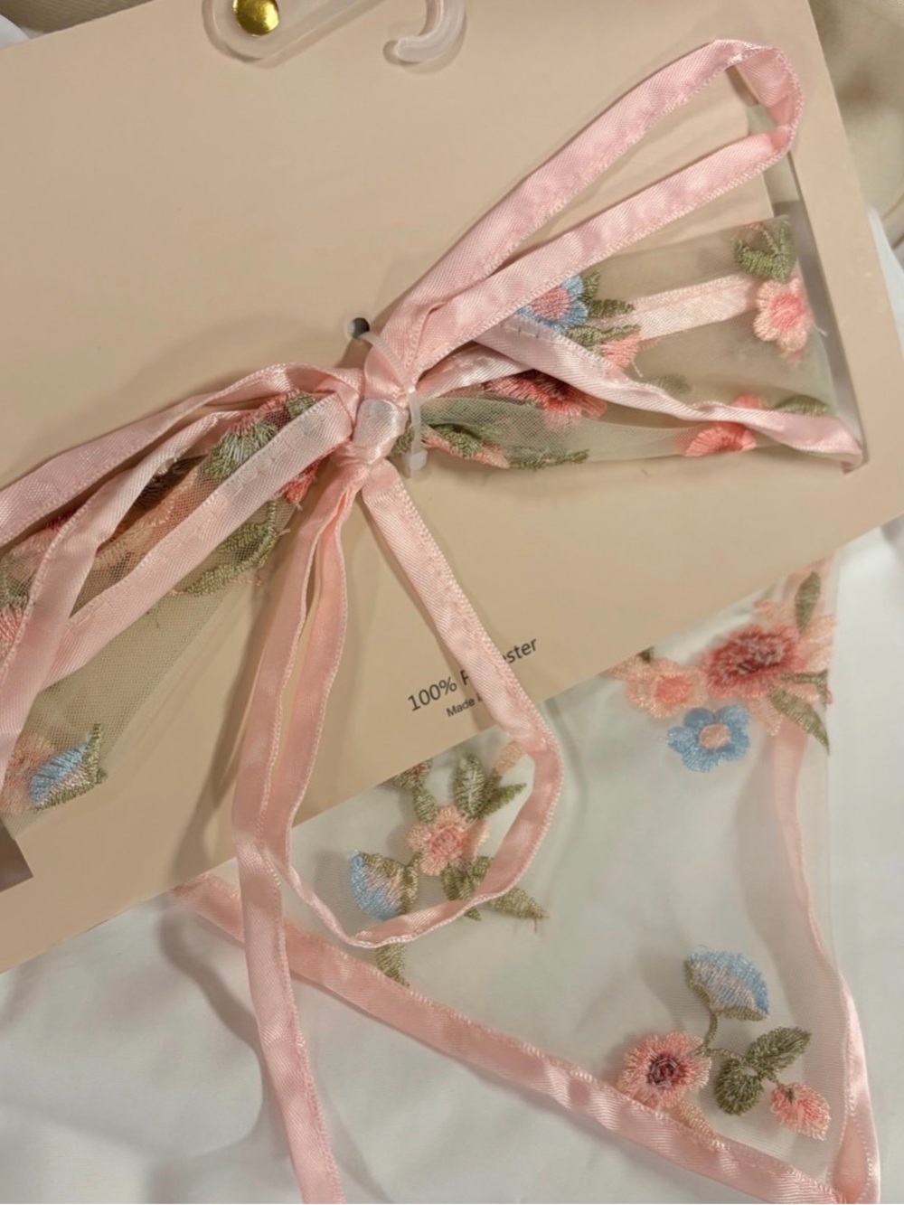 NWT βοΈπΈβοΈ Piper K Floral Embroidered Mesh Head Scarf Bandana - Picture 5 of 5